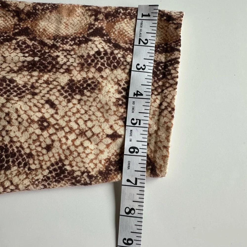 Women's Snake Print Top - Picture 12 of 14